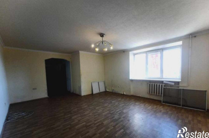 2-комн квартира бульвар Комарова, 21А