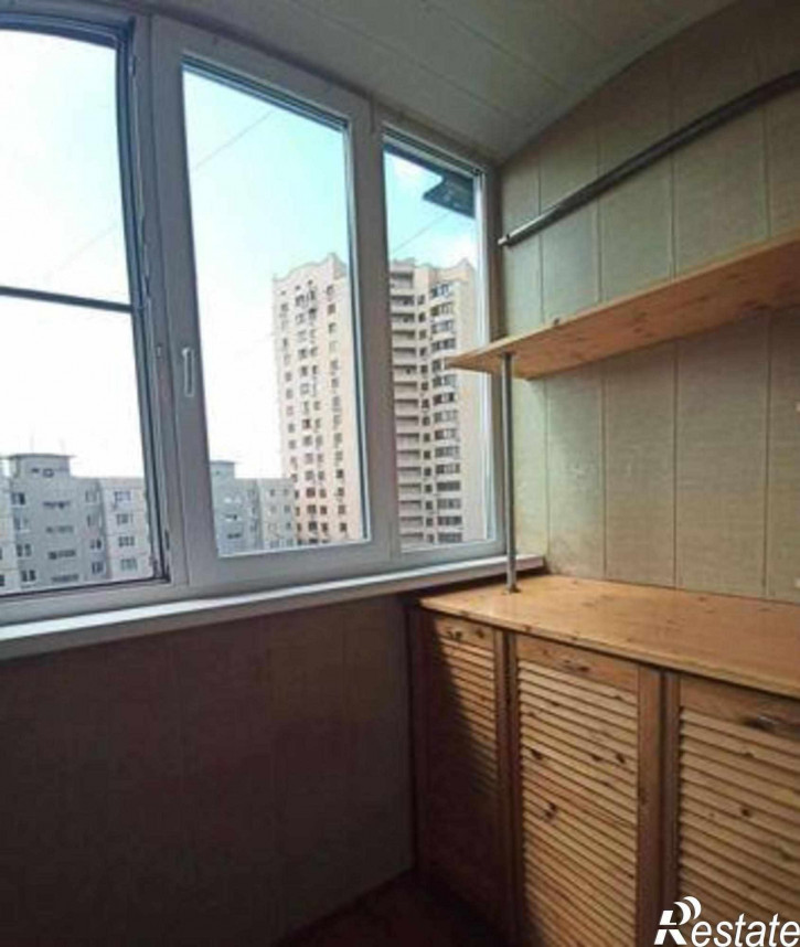 3-комн квартира проспект Королёва, 4