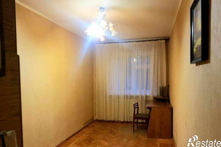 3-комн квартира Новолесная улица, 4/2