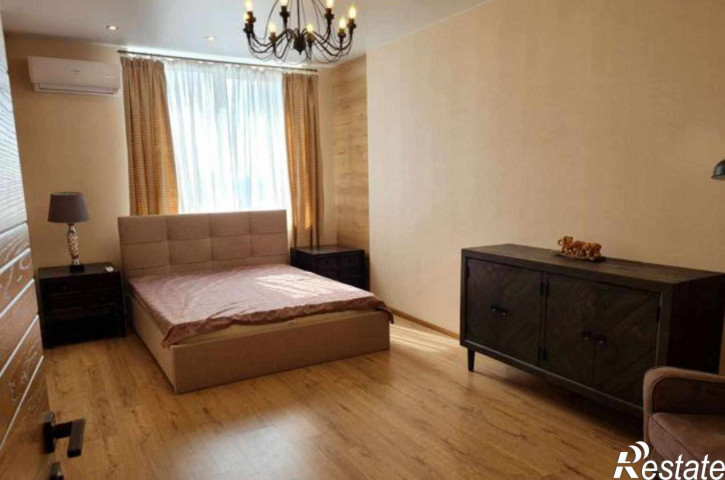 2-комн квартира улица Тельмана, 110с2