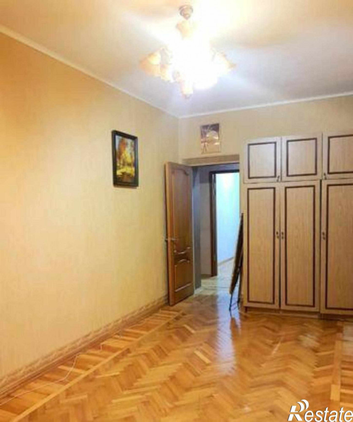 3-комн квартира Новолесная улица, 4/2