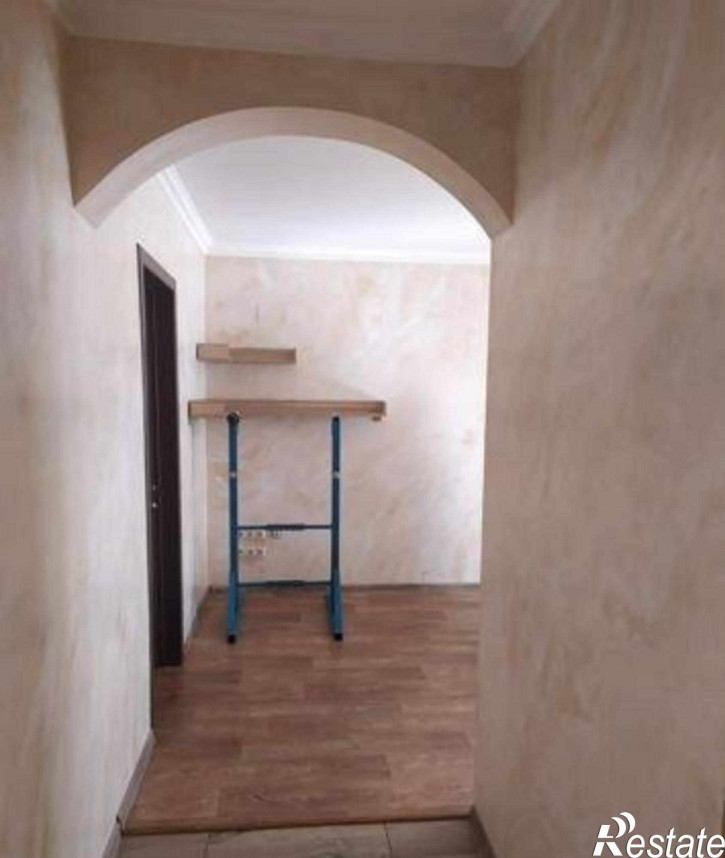 3-комн квартира Вятская улица, 110