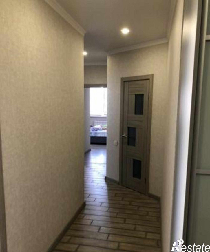 3-комн квартира проспект Королёва, 20А