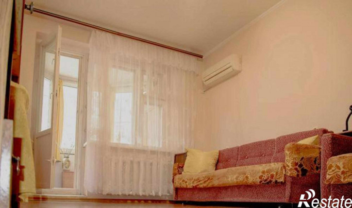 2-комн квартира улица 339-й Стрелковой Дивизии, 12Б