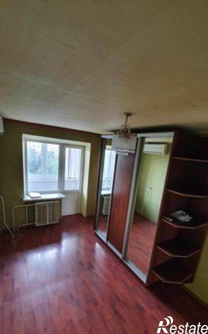 3-комн квартира Вятская улица, 41/1