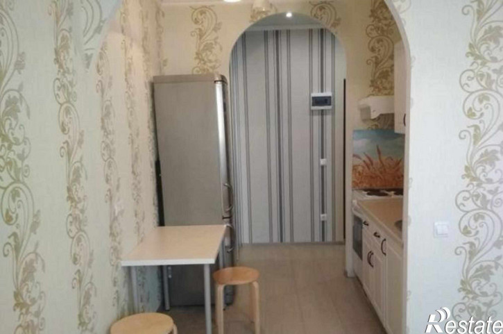 2-комн квартира улица Ерёменко, 94