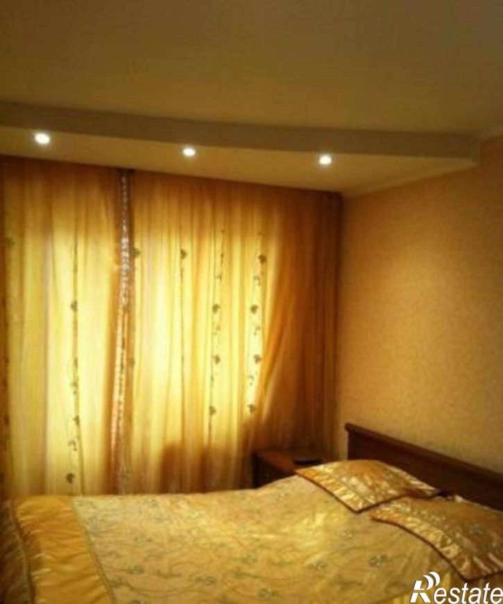 4-комн квартира улица Текучёва, 112/1