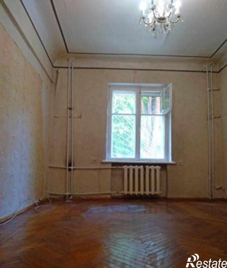 4-комн квартира Соборный переулок, 79