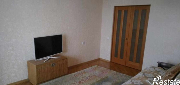 3-комн квартира бульвар Комарова, 9/4