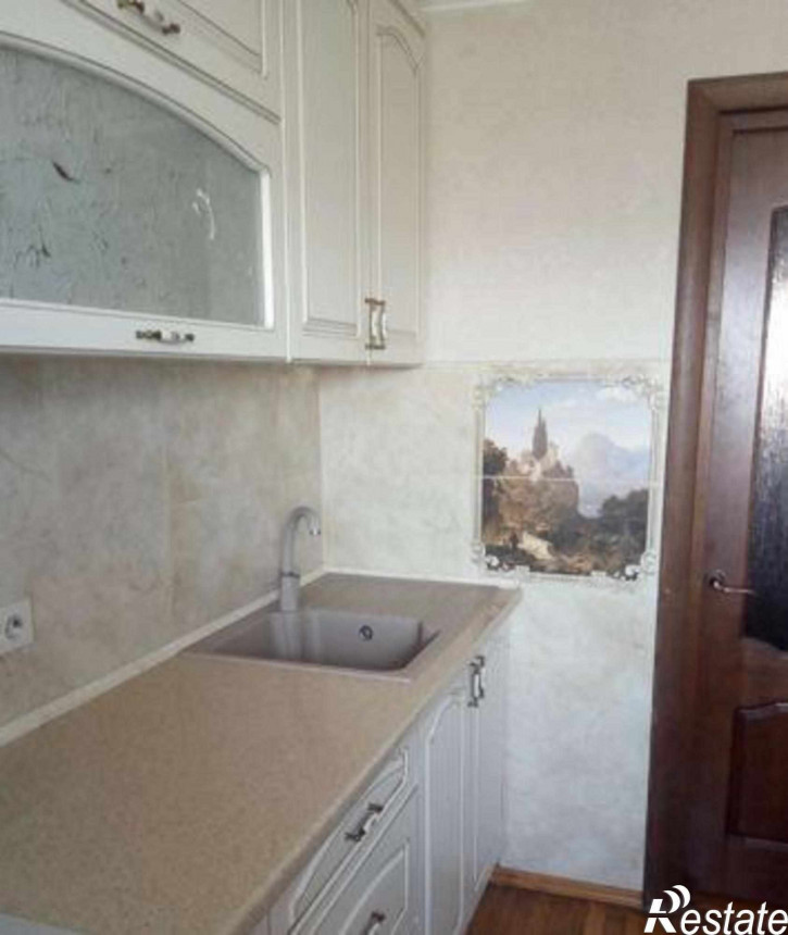 2-комн квартира проспект Королёва, 29