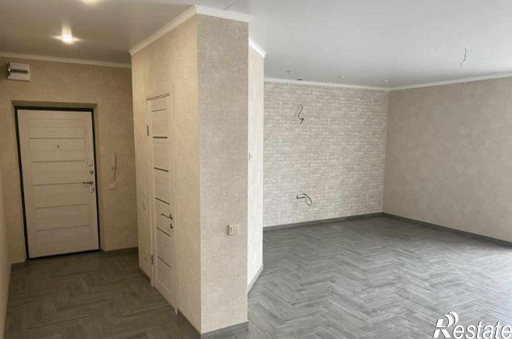 3-комн квартира бульвар Комарова, 12/1