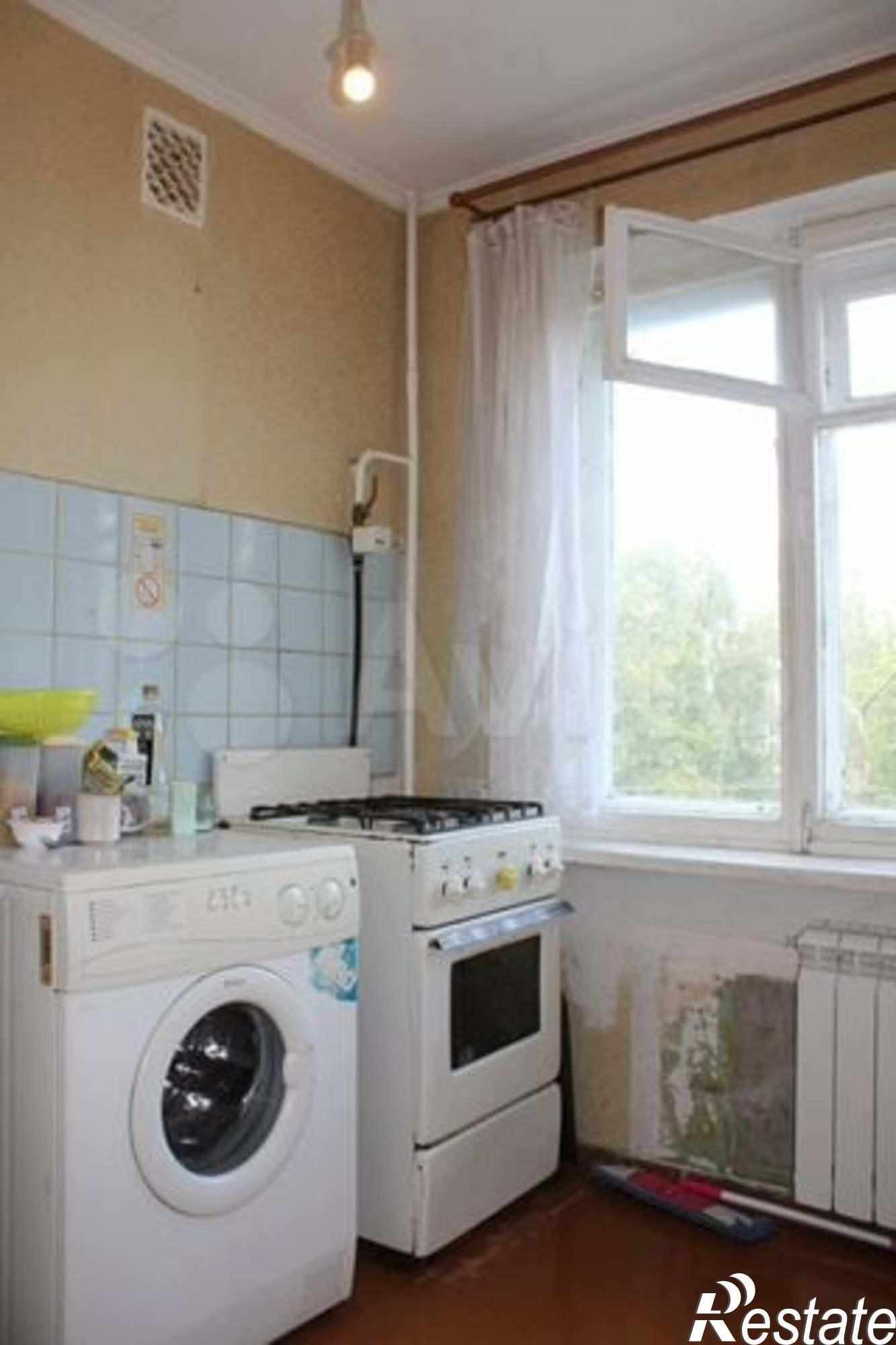 Сдать комнату за 10 000 рублей на улица Фёдора Абрамова, 18 к1