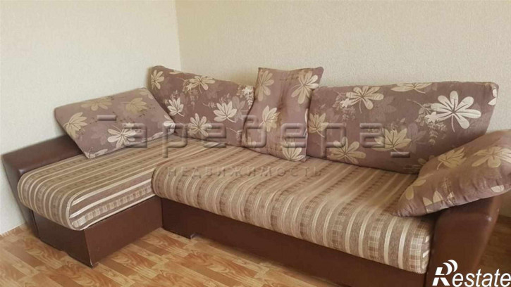 2-комн квартира Менжинского, 18г