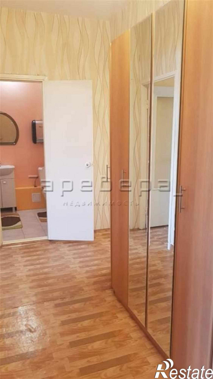 2-комн квартира Менжинского, 18г