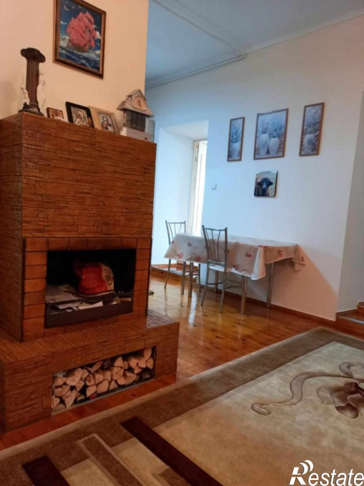 4-комн квартира Луначарского, 256