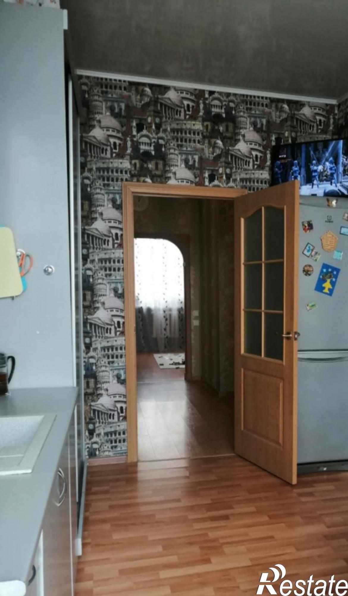 Купить квартиру за 4 100 000 рублей на Комарова ул, 132