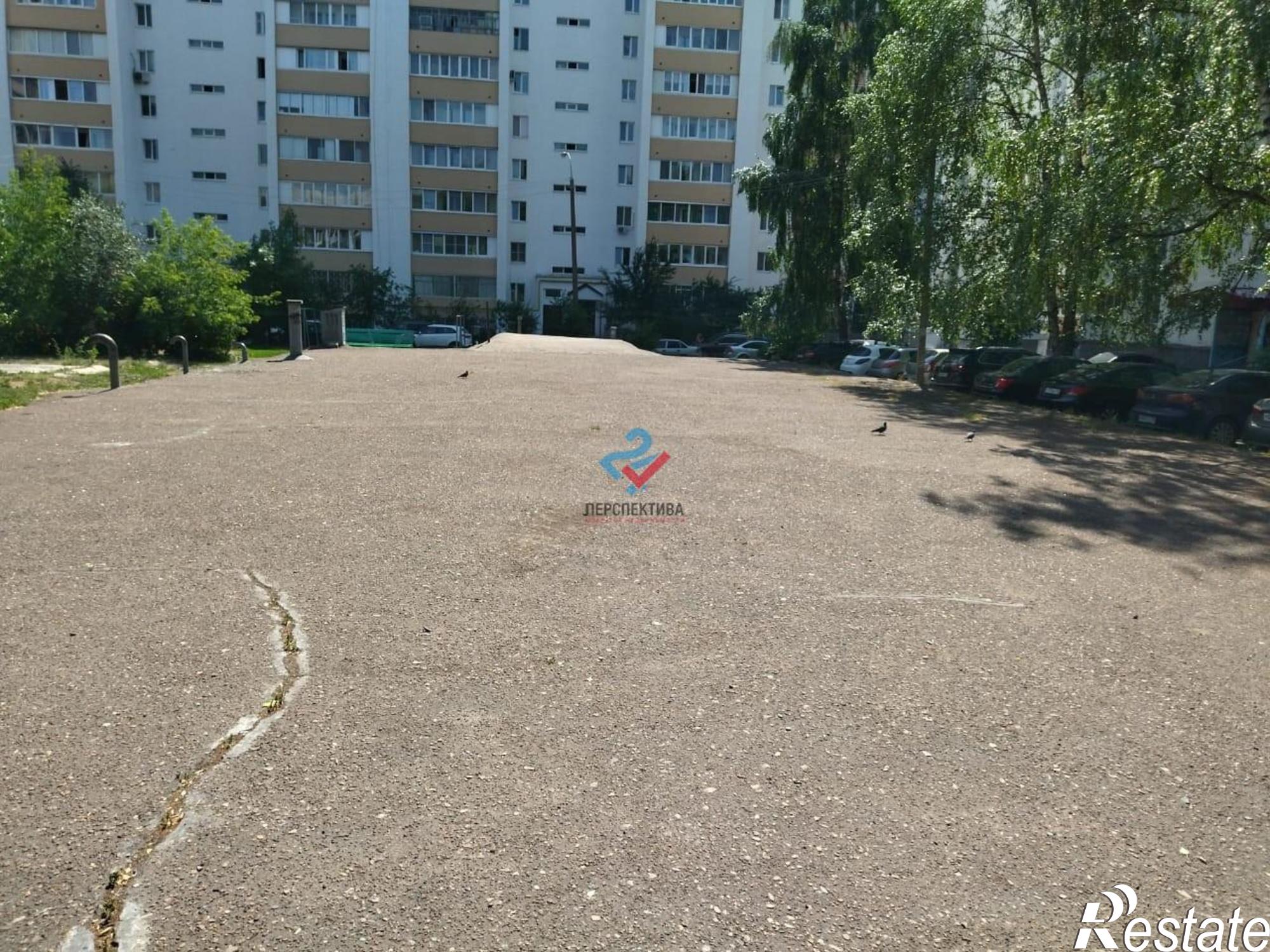 Купить гараж, место в паркинге за 620 000 рублей на Российская улица, 106/1