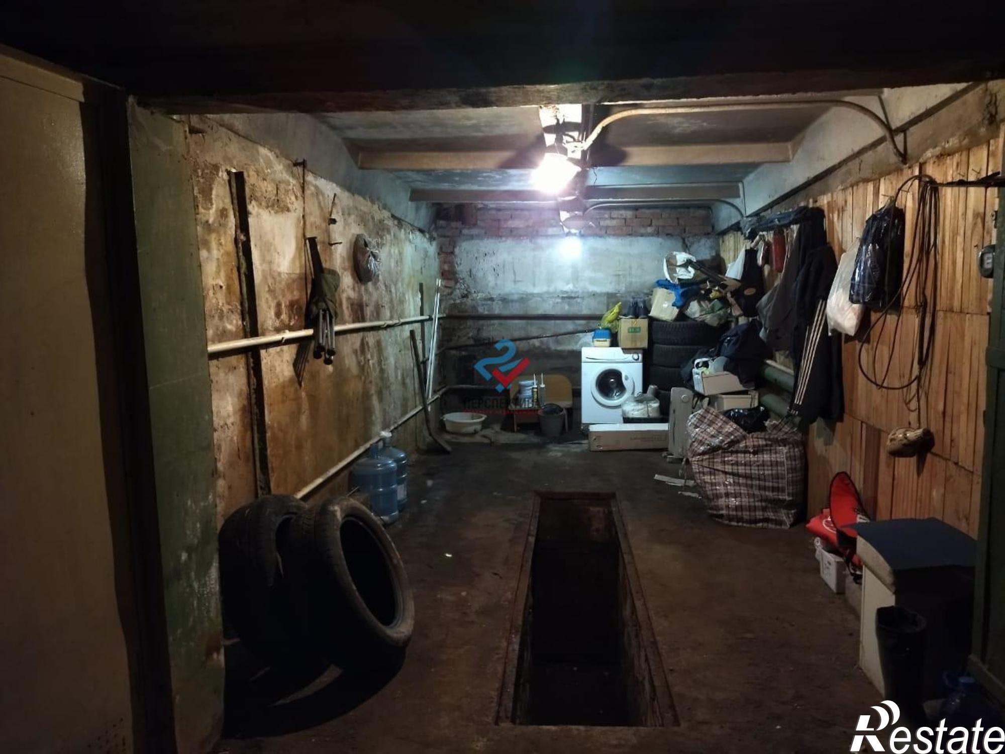 Купить гараж, место в паркинге за 620 000 рублей на Российская улица, 106/1