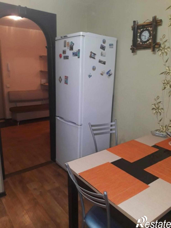 2-комн квартира Горького ул, 131