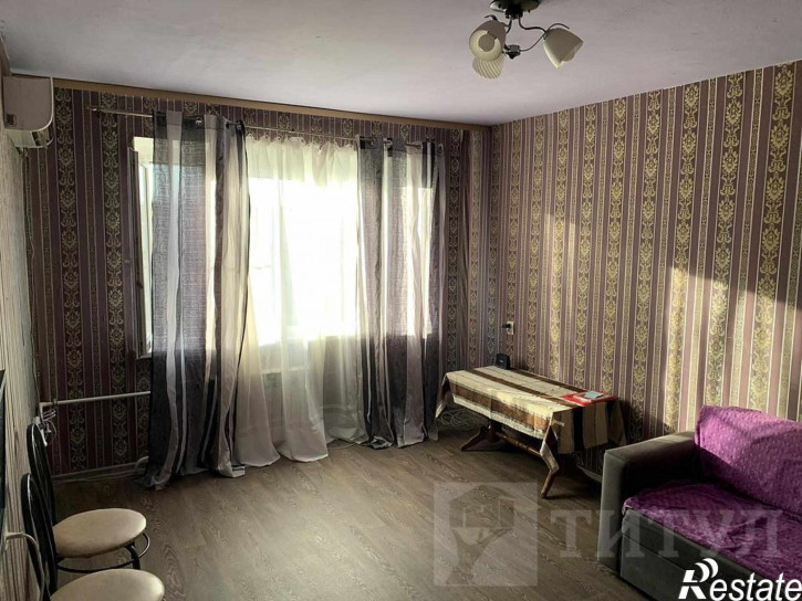 3-комн квартира Чкаловский, Вятская