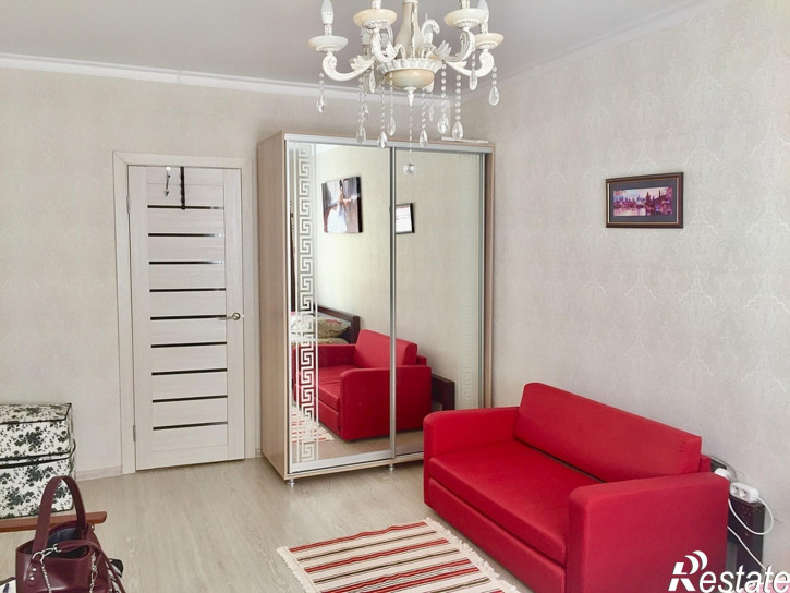 1-комн квартира Солнечная улица, 38к5