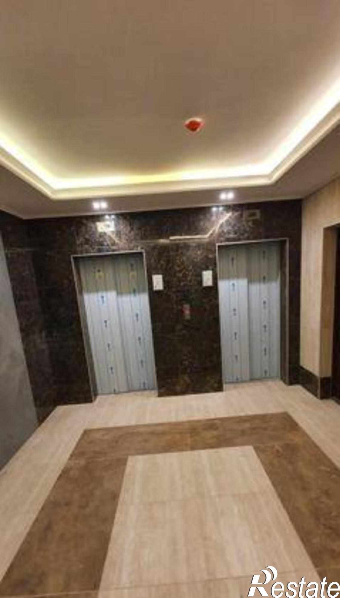Купить квартиру за 3 840 000 рублей на бульвар Комарова, 30/2с2