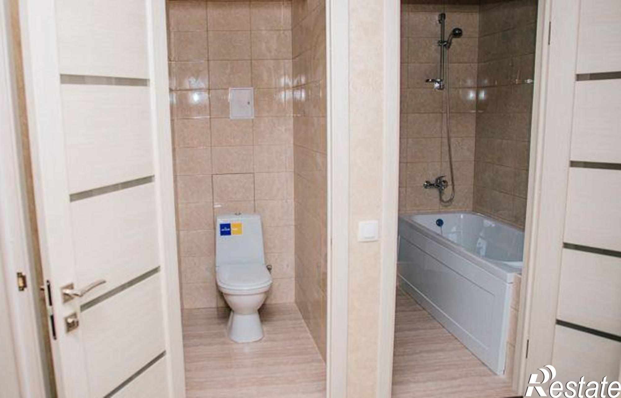 Купить квартиру за 4 470 000 рублей на улица Варфоломеева, 34