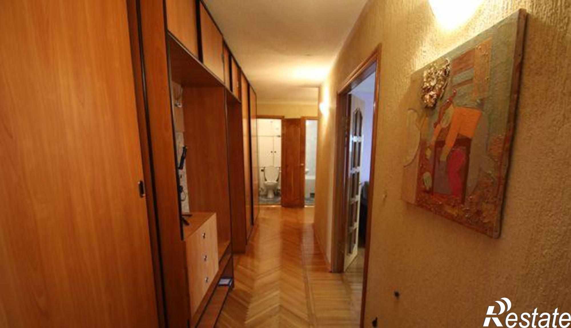 Купить квартиру за 5 360 000 рублей на проспект Соколова, 92