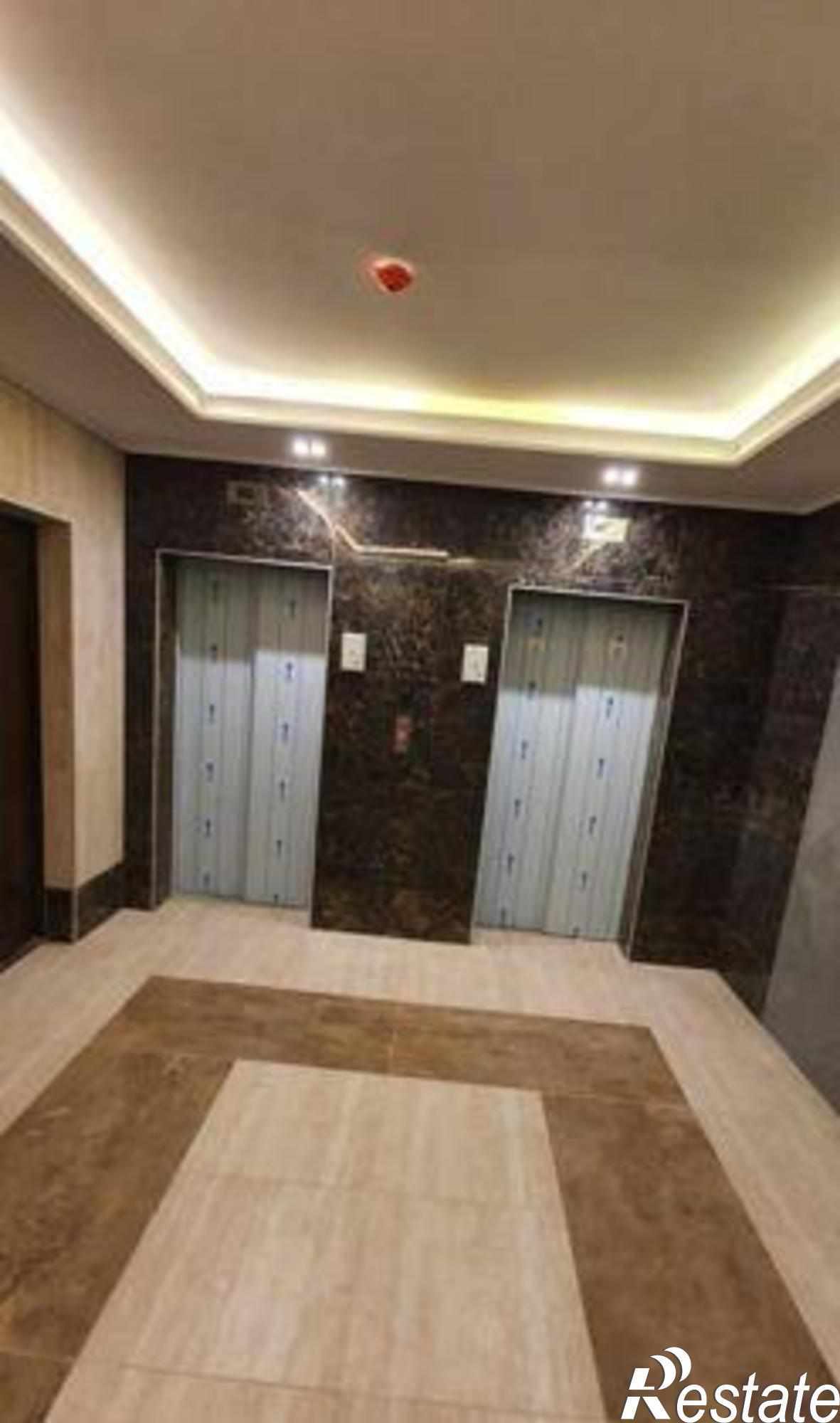 Купить квартиру за 1 910 000 рублей на бульвар Комарова, 30/2с1
