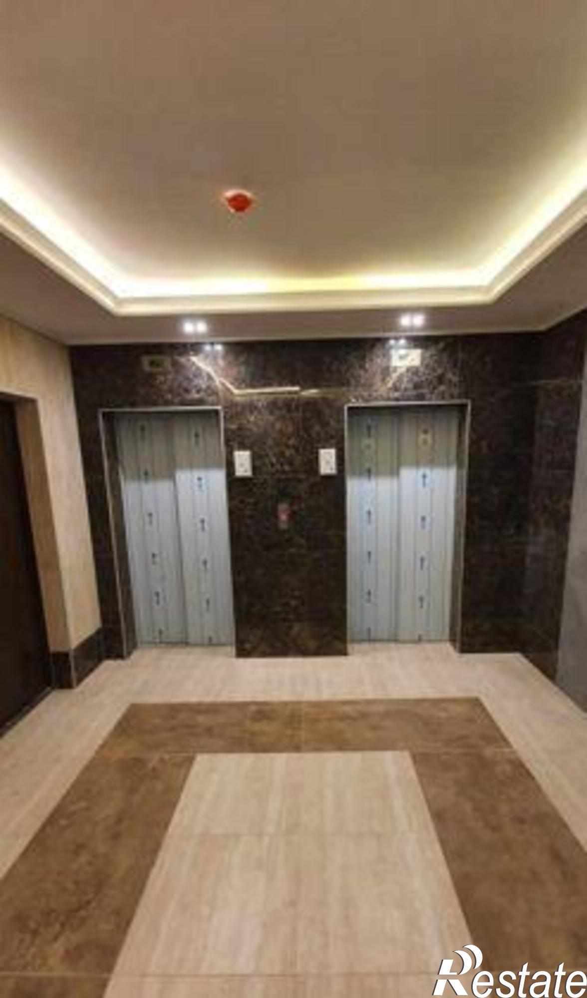 Купить квартиру за 3 240 000 рублей на бульвар Комарова, 30/2с2