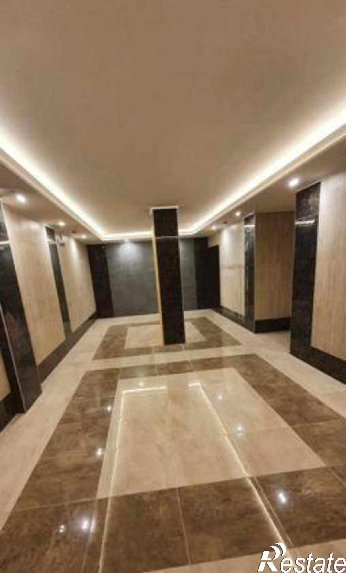 Купить квартиру за 1 910 000 рублей на бульвар Комарова, 30/2с1