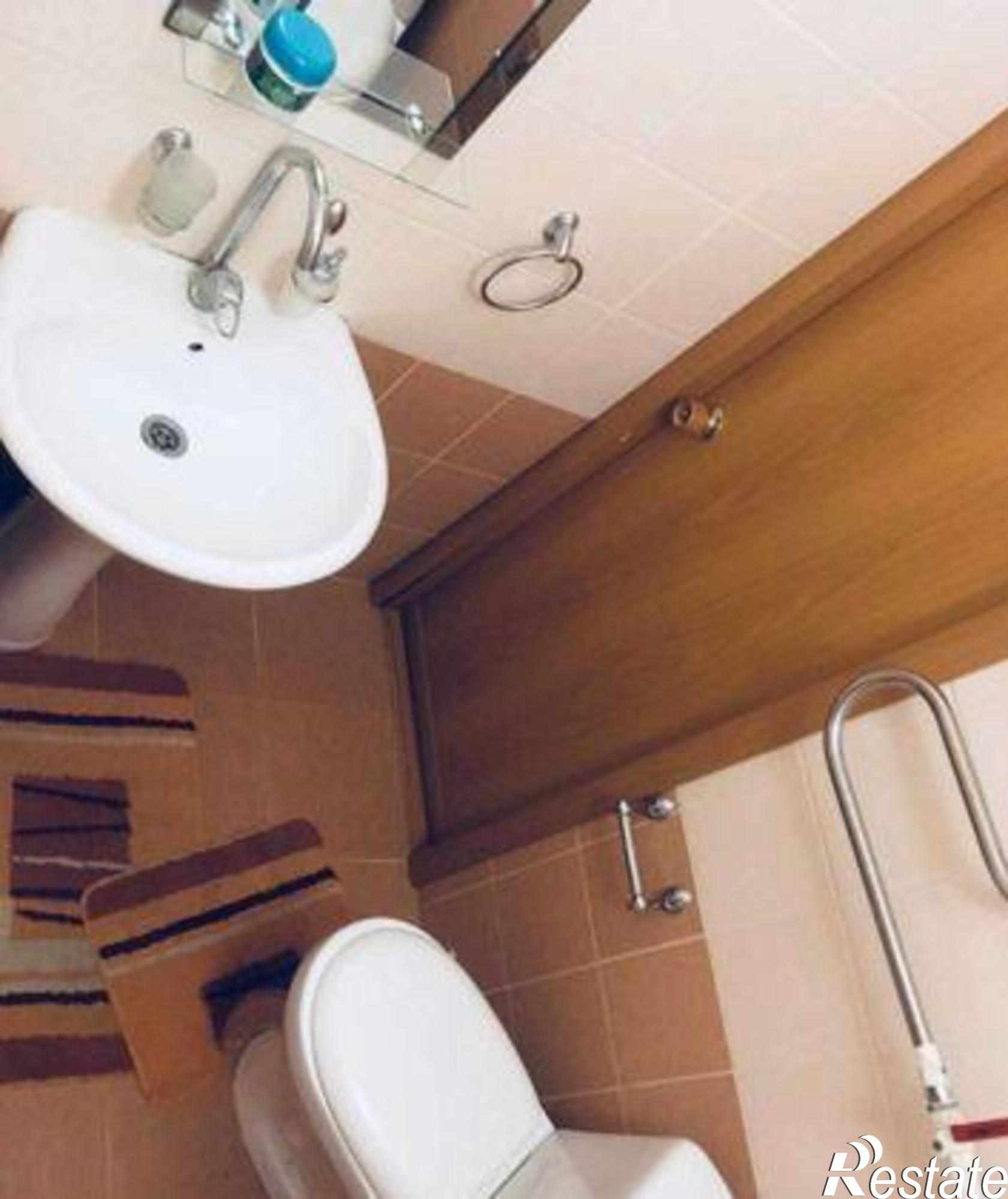 Купить квартиру за 2 440 000 рублей на улица Ерёменко, 105