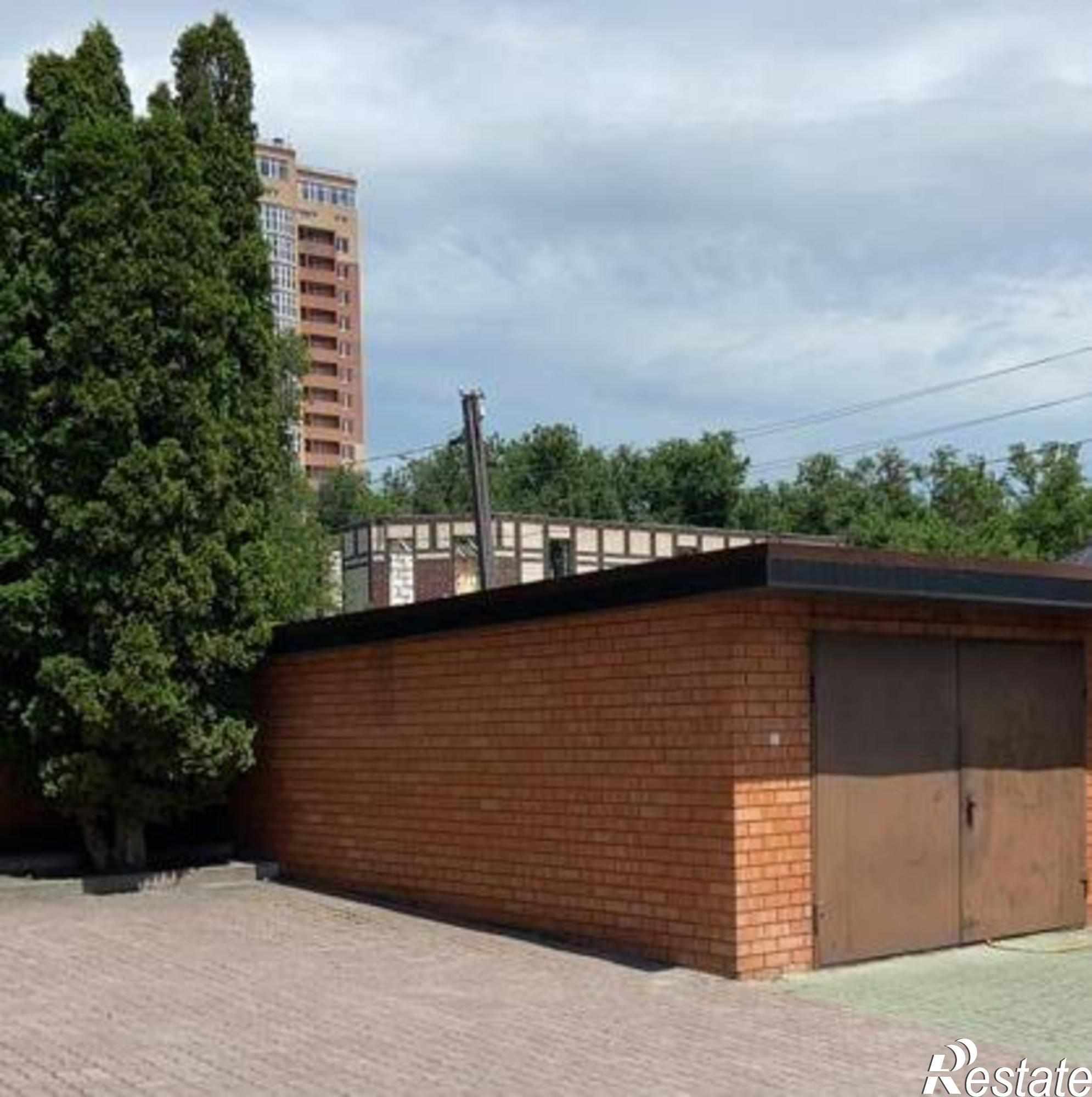 Купить дачу, дом, коттедж за 15 200 000 рублей на Сурженская улица, 2Б
