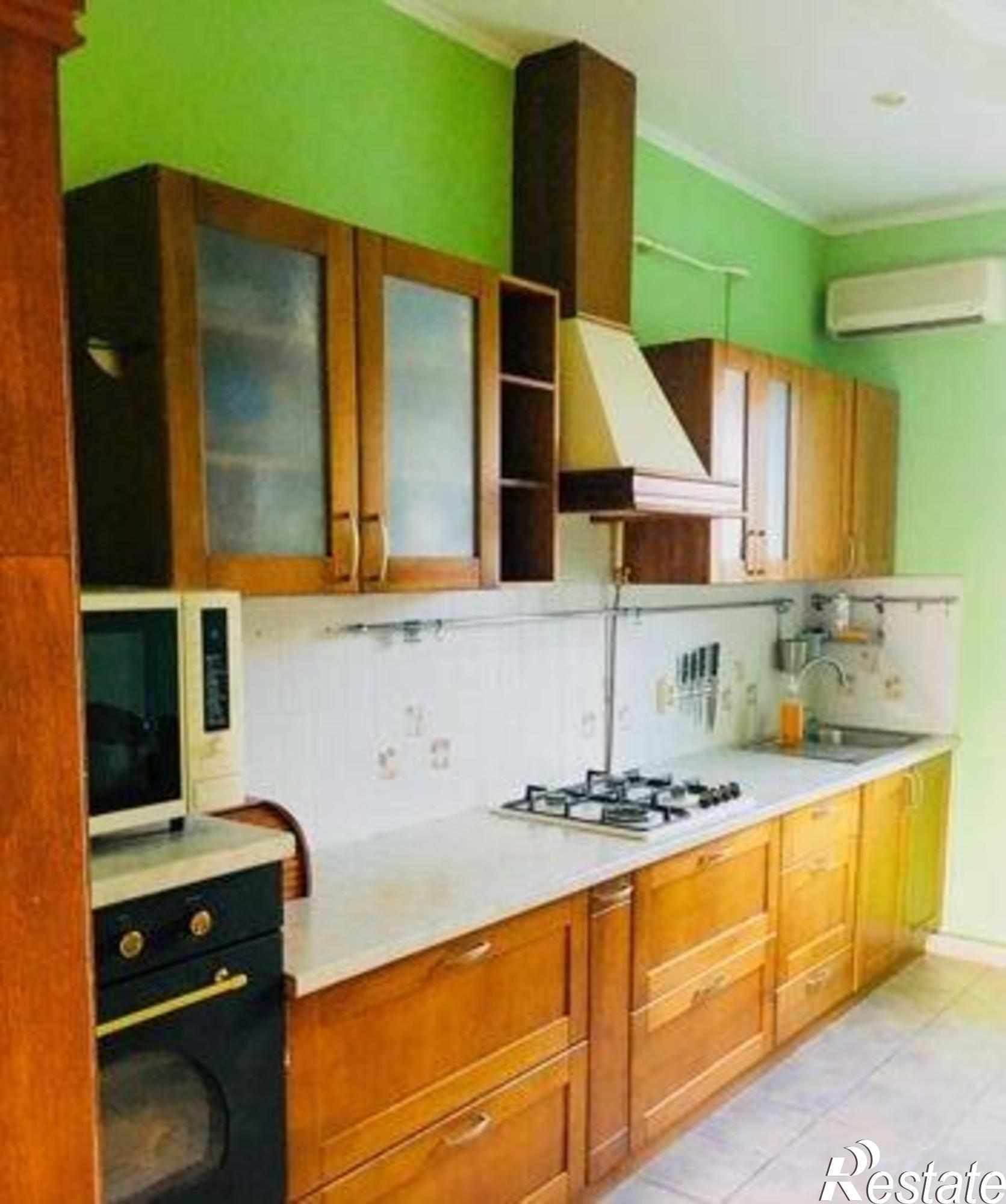 Купить дачу, дом, коттедж за 14 060 000 рублей на Белостокская улица, 34