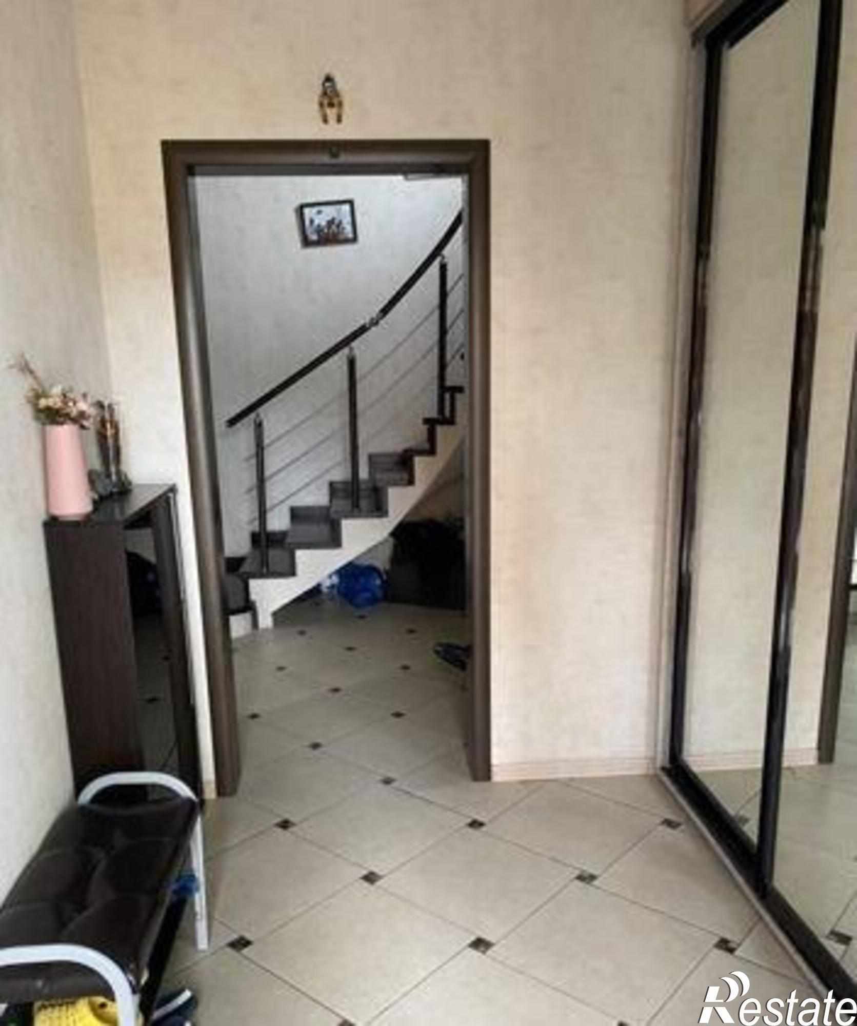 Купить дачу, дом, коттедж за 11 400 000 рублей на переулок Равенства, 72Б