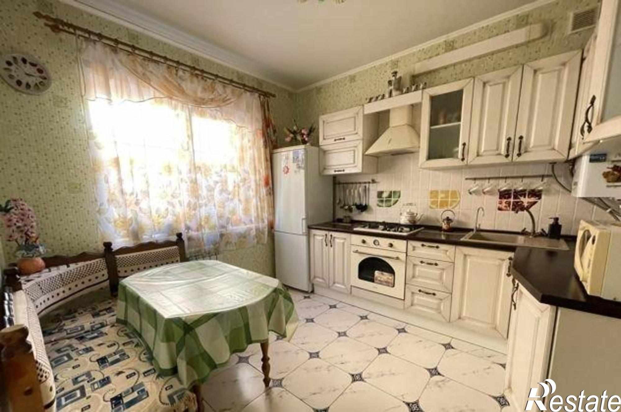 Купить дачу, дом, коттедж за 5 800 000 рублей на Пестрая улица, 13А