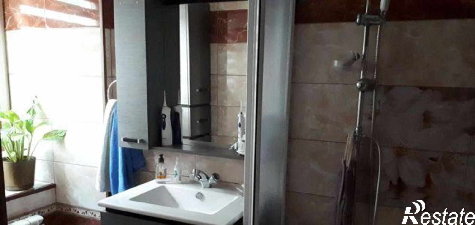 Купить дачу, дом, коттедж за 4 660 000 рублей на 2-я Канатная улица, 52