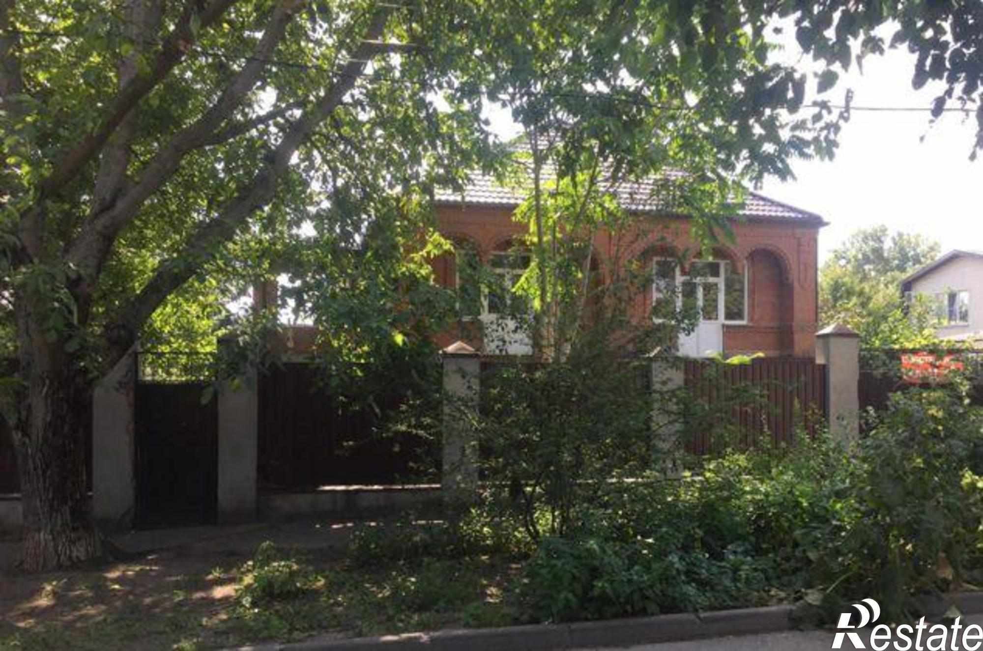 Купить дачу, дом, коттедж за 15 200 000 рублей на Доброхимовская улица, 44