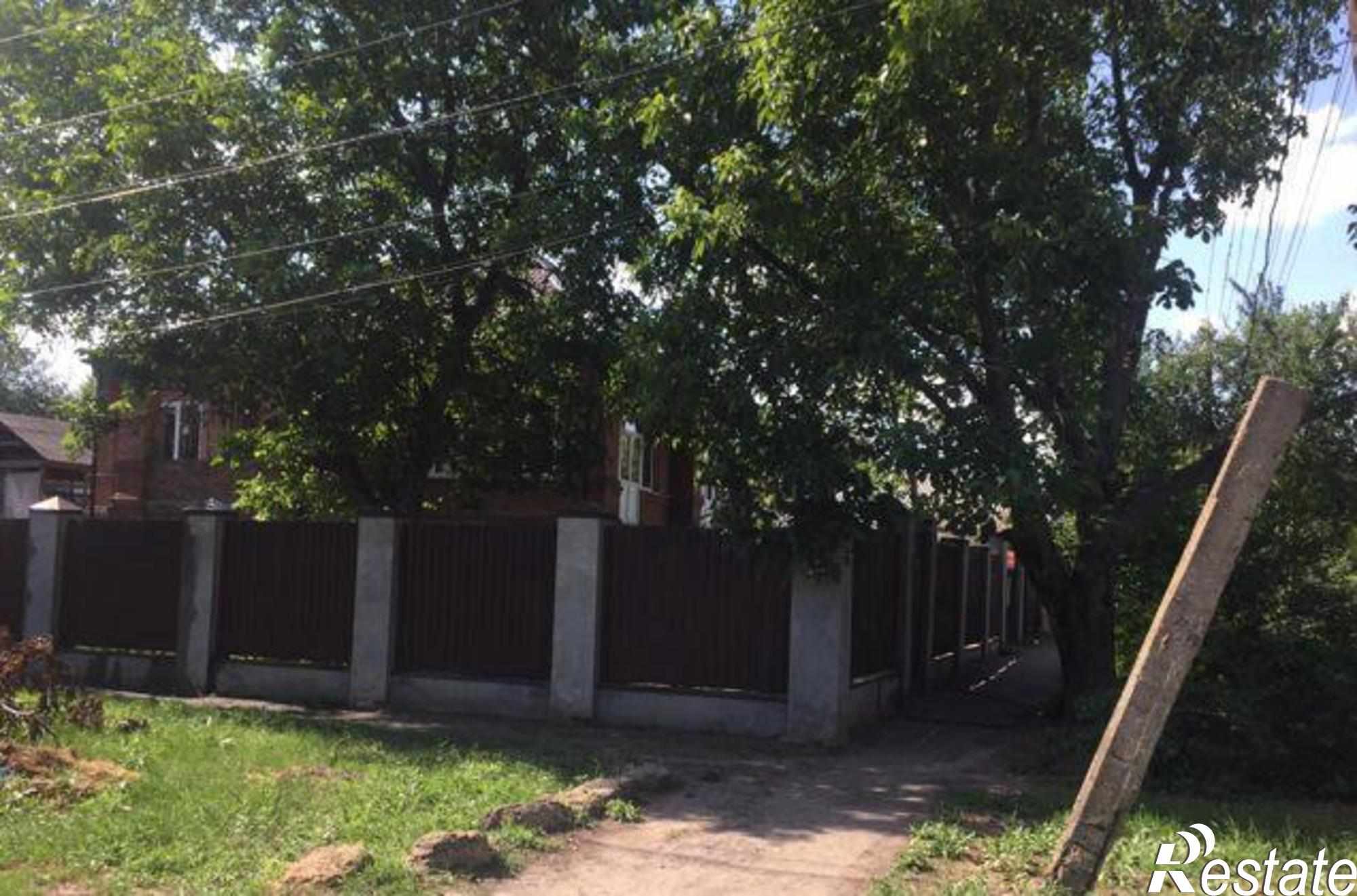 Купить дачу, дом, коттедж за 15 200 000 рублей на Доброхимовская улица, 44