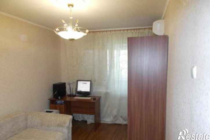 2-комн квартира Вятская улица, 67