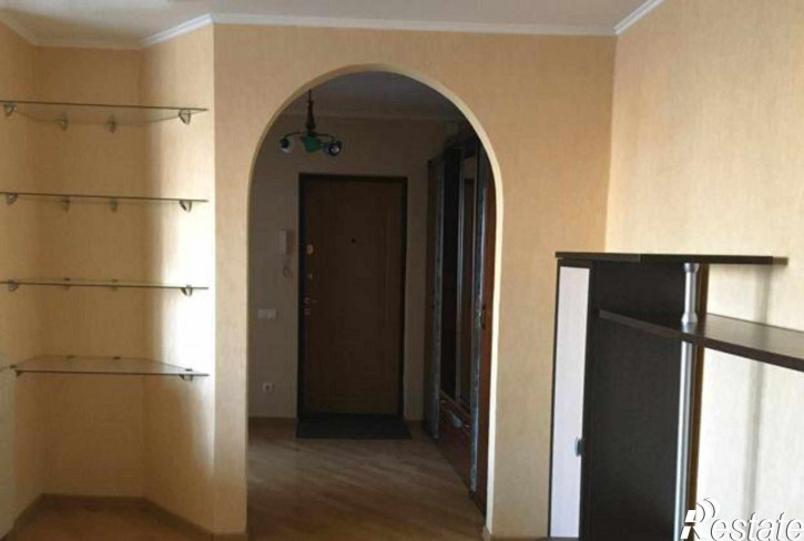 3-комн квартира улица Миронова, 8А