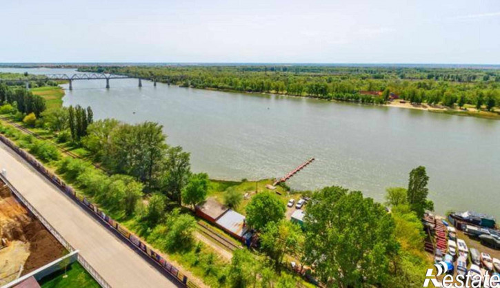 3-комн квартира улица 35-я Линия, 87