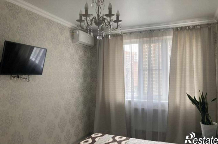 2-комн квартира улица Венеры, 23