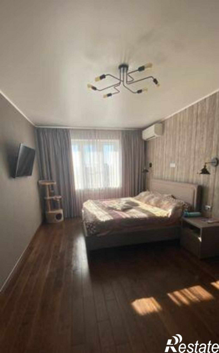 2-комн квартира улица 35-я Линия, 83