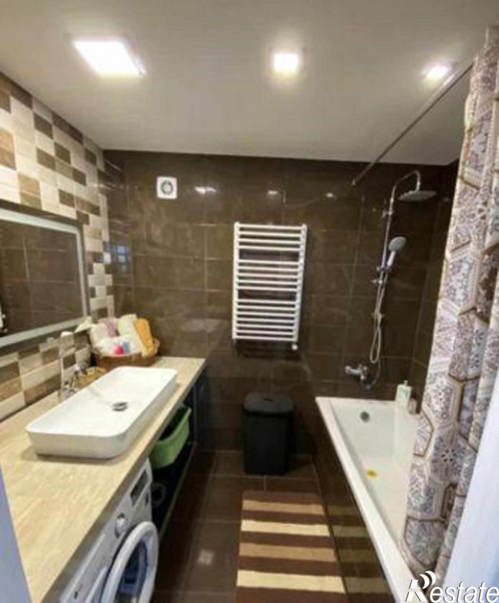 2-комн квартира в новом доме улица Малюгиной, 228