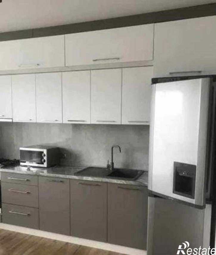 2-комн квартира проспект Чехова, 63