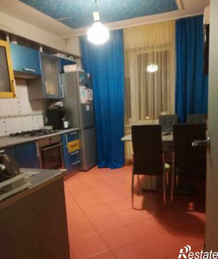 3-комн квартира проспект Космонавтов, 17/1