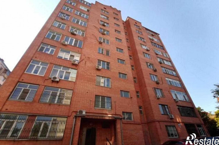 2-комн квартира бульвар Комарова, 21А