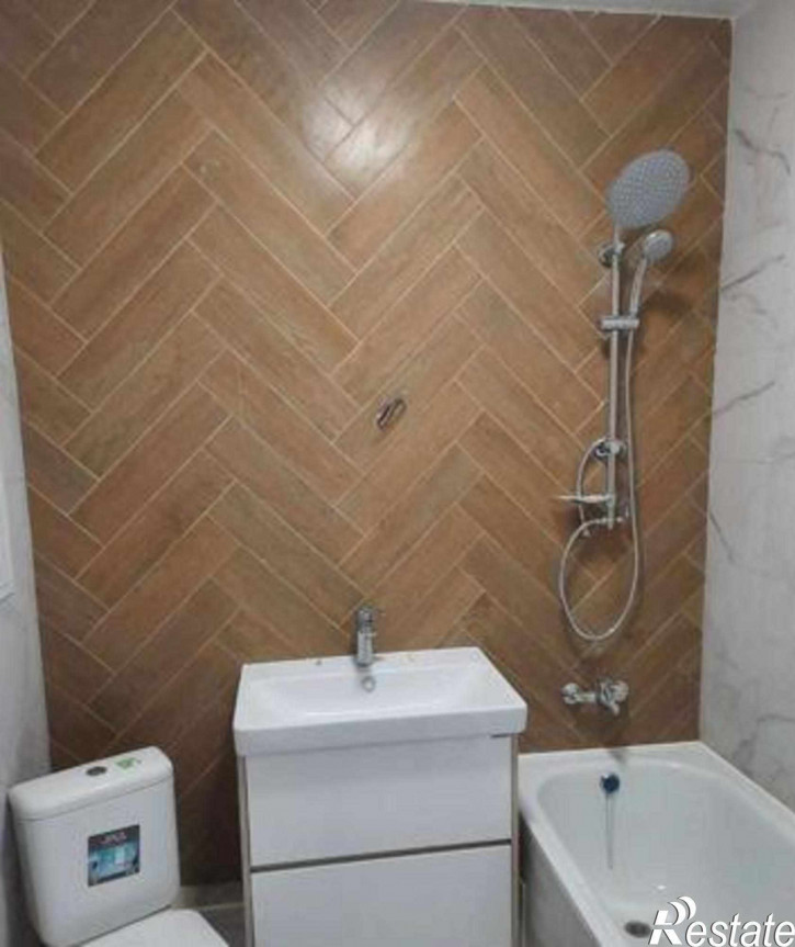 2-комн квартира улица Еляна, 40