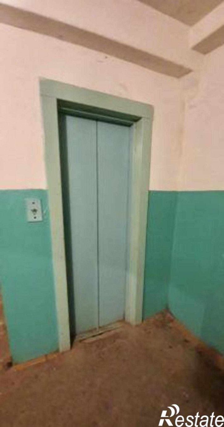 3-комн квартира улица Туполева, 11